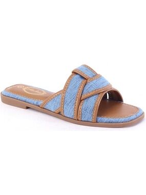 Women criss cross sandals